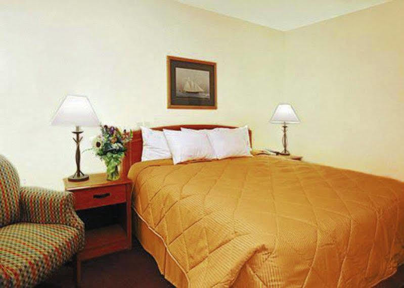Quality Inn Mystic-Groton Εξωτερικό φωτογραφία